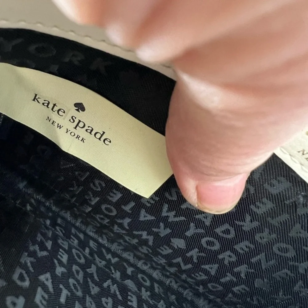 Kate Spade floral, vinyl/leather, trim wallet